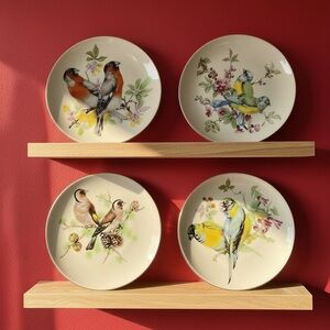 VTG UOGC Japan Bird Plates–Set of 4 Wall Hanging Plates w Gold Trim Songbird Art